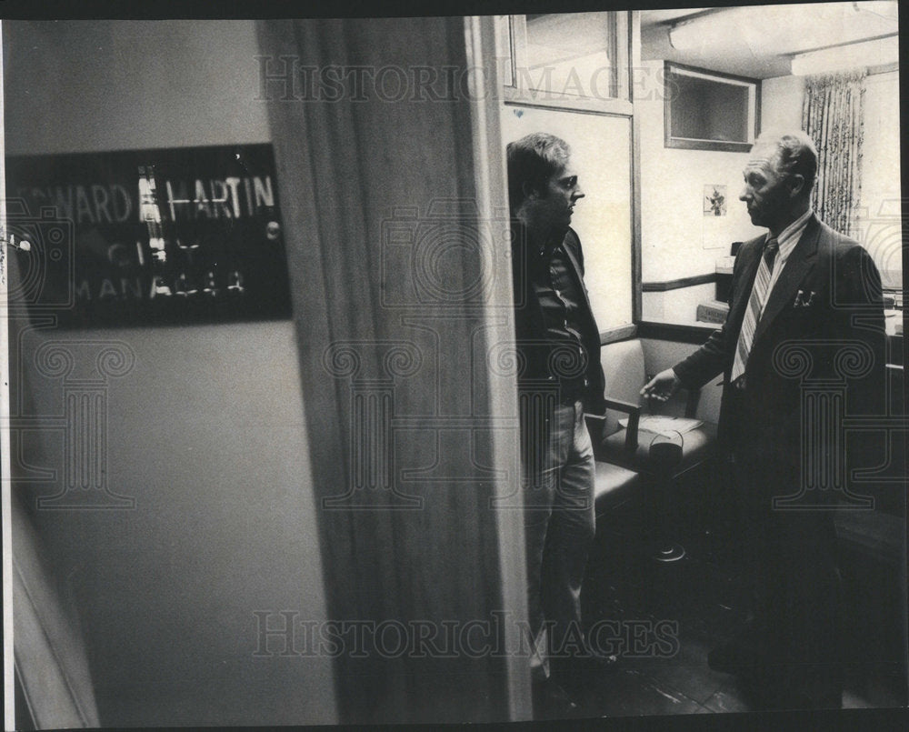 1972 EDWARD A. MARTIN EVASTON CITY MANAGER MEETS  EDGAR F. BOLSEY-Historic Images