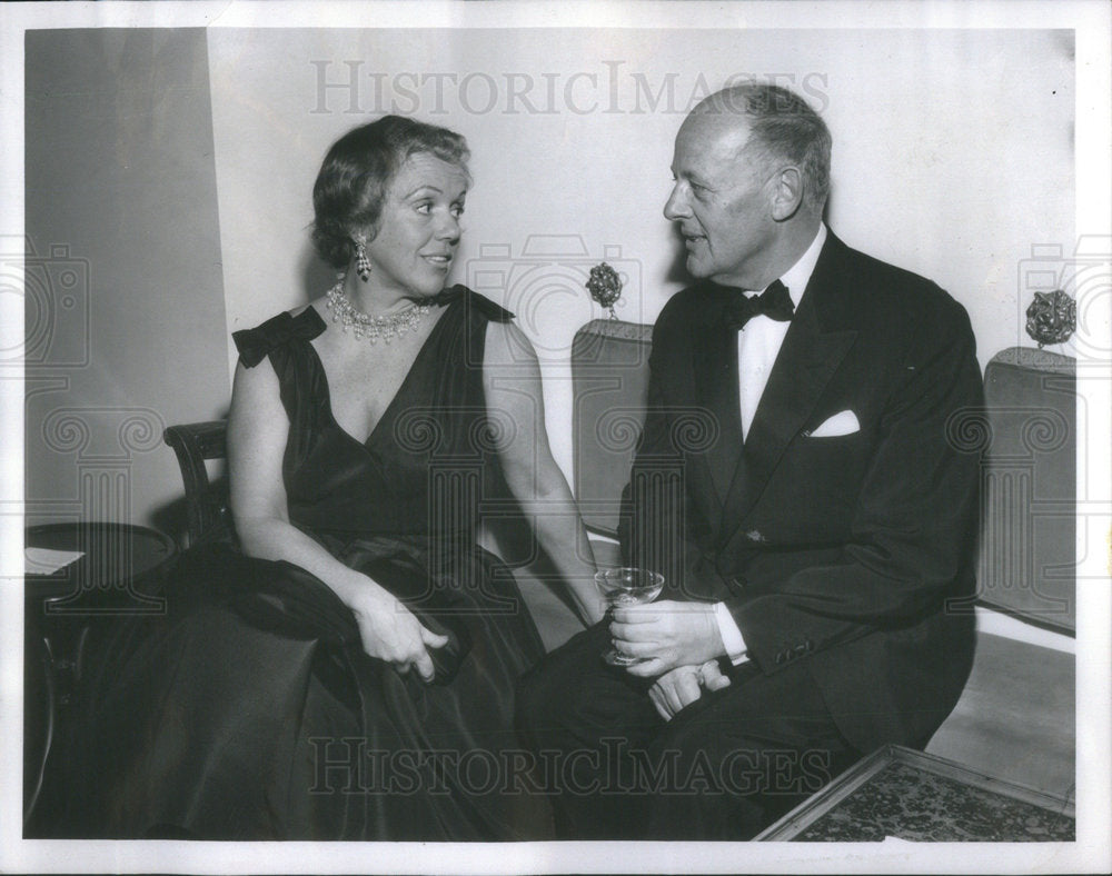 1959 MR  MRS CLINTON KING MODERN POETRY ASSOCIATION-Historic Images