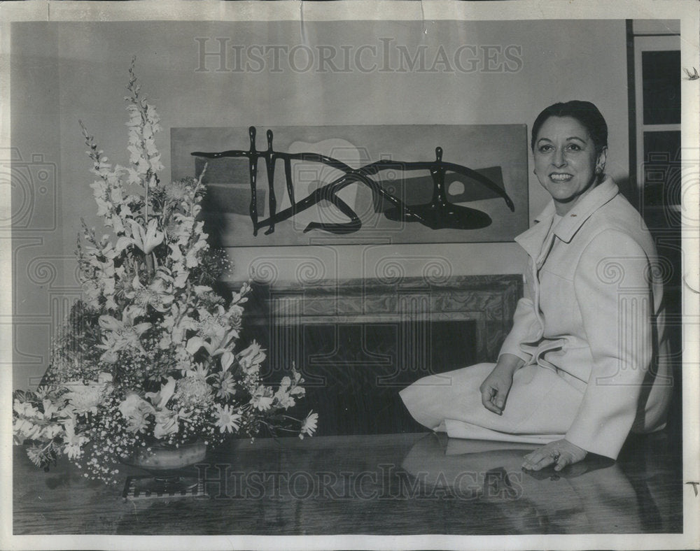 1966 Arrangement Flower Edwin Hokin Party Gerald Gidwitz Home Mary-Historic Images