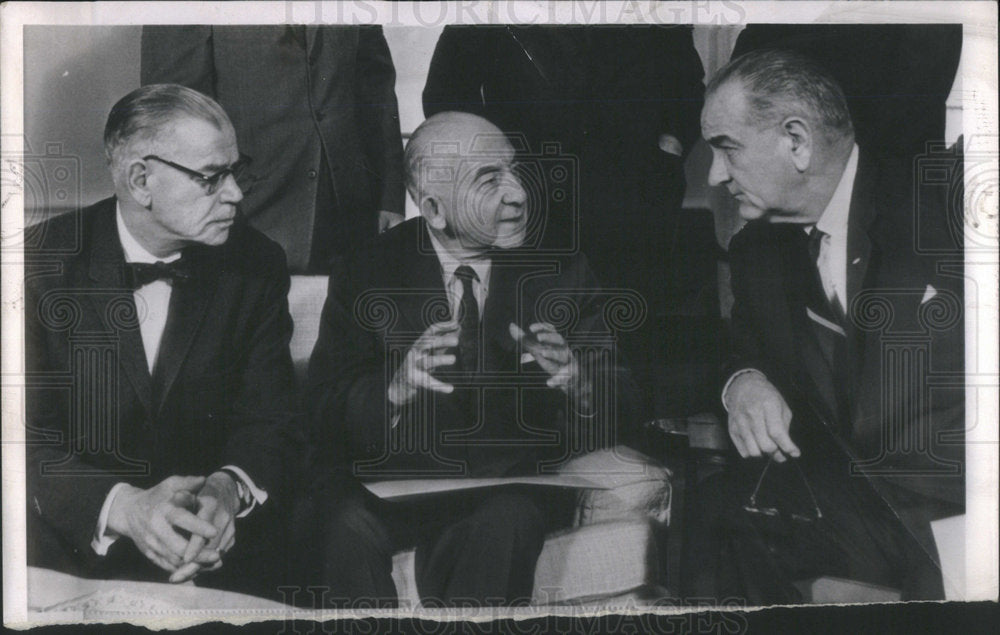 1964 Johnson Senator Bartlet Ernest Gruening Alaska Democrat Confers - Historic Images