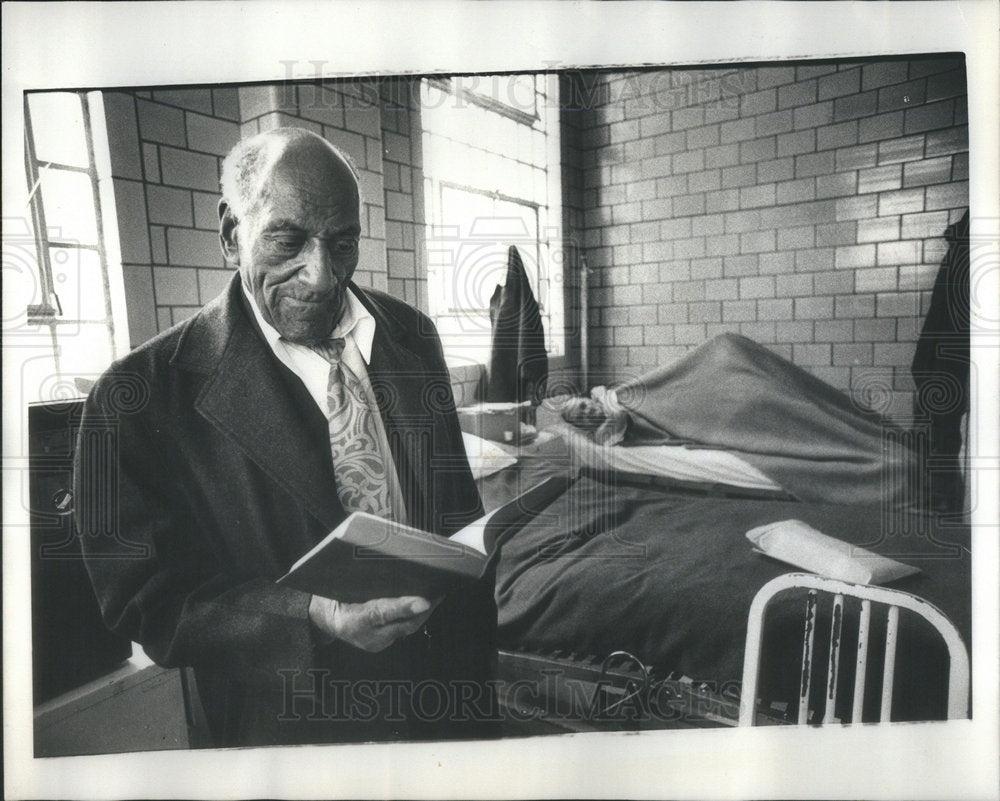 1976 Johnson Van Dyke Grigsby freed from prison after 67 years-Historic Images