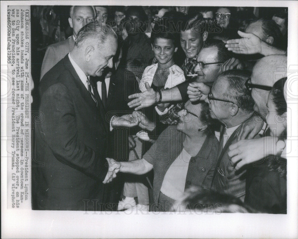 1965 President Lyndon Johnson persons downtown Kansas Harry Truman-Historic Images