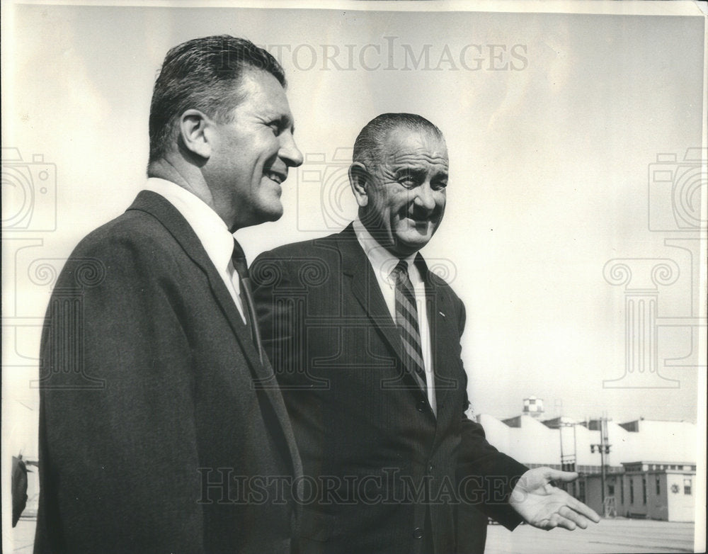 1965 United States President Lyndon B. Johnson Chicago Visit - Historic Images