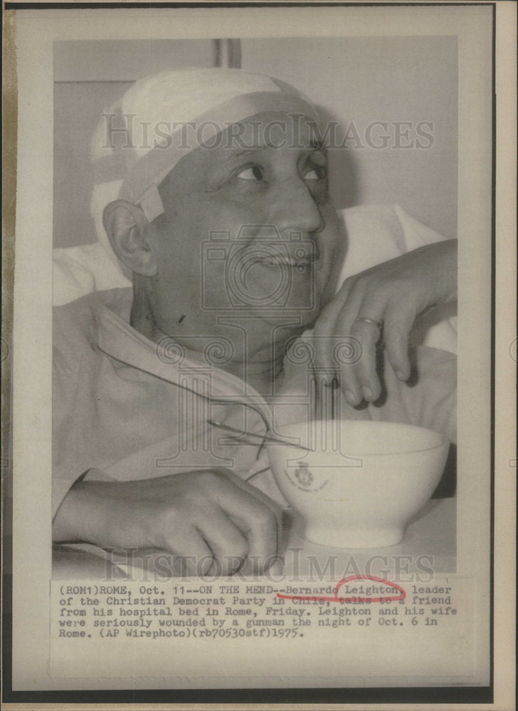 1975 Press Photo Bernardo Leighton leader Christian Democrat Party Rome Chile - Historic Images