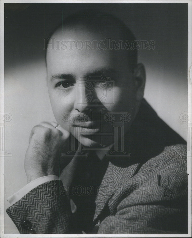 1951  Abba Leifer, Conductor of the Jewish Peoples Choral-Soceity. - Historic Images