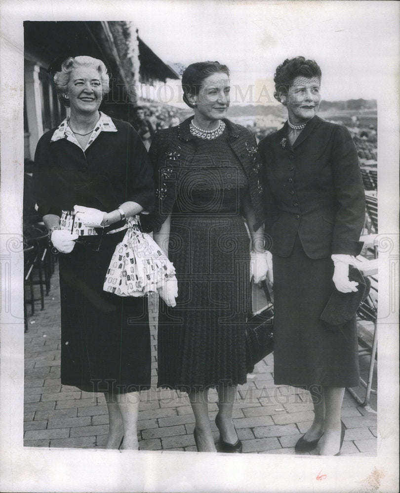 1955 MRS. OTTO LEHMANN MRS.LESLIE MUTER  MRS. A.D. PLAMONDON - Historic Images