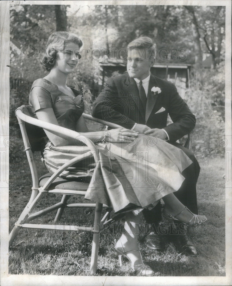 1956 Press Photo Wendy Porter Sullivan Laurence Thompson Knott Engagement Porter - Historic Images