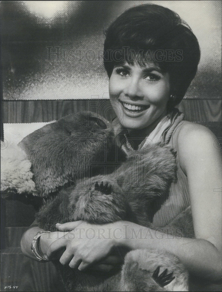 1967 Michele Lee American Singer Actress Producer Director - Historic Images