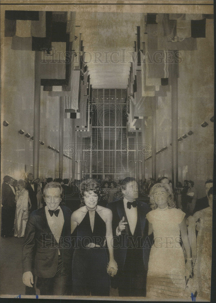 1971  John F Kennedy Performing Arts art patrons socialites-Historic Images