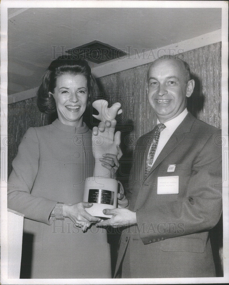 1973 Betty Furness Special Assistant President Johnson Robert Hoffer-Historic Images