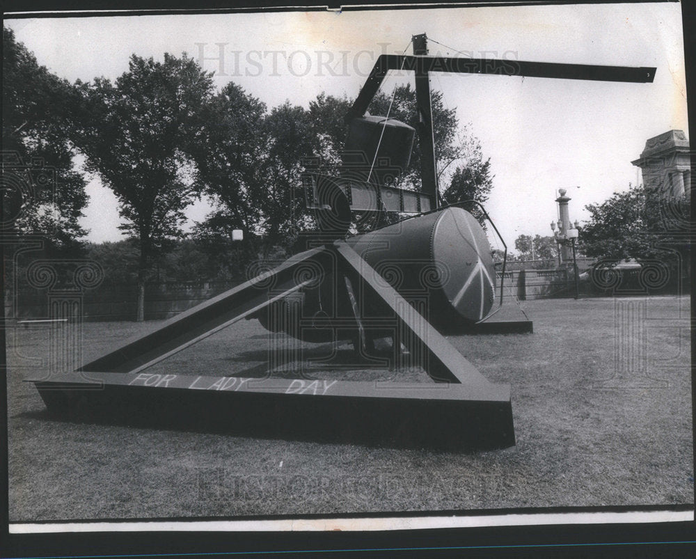 1974 Mark di Suvero (Artist) - Historic Images