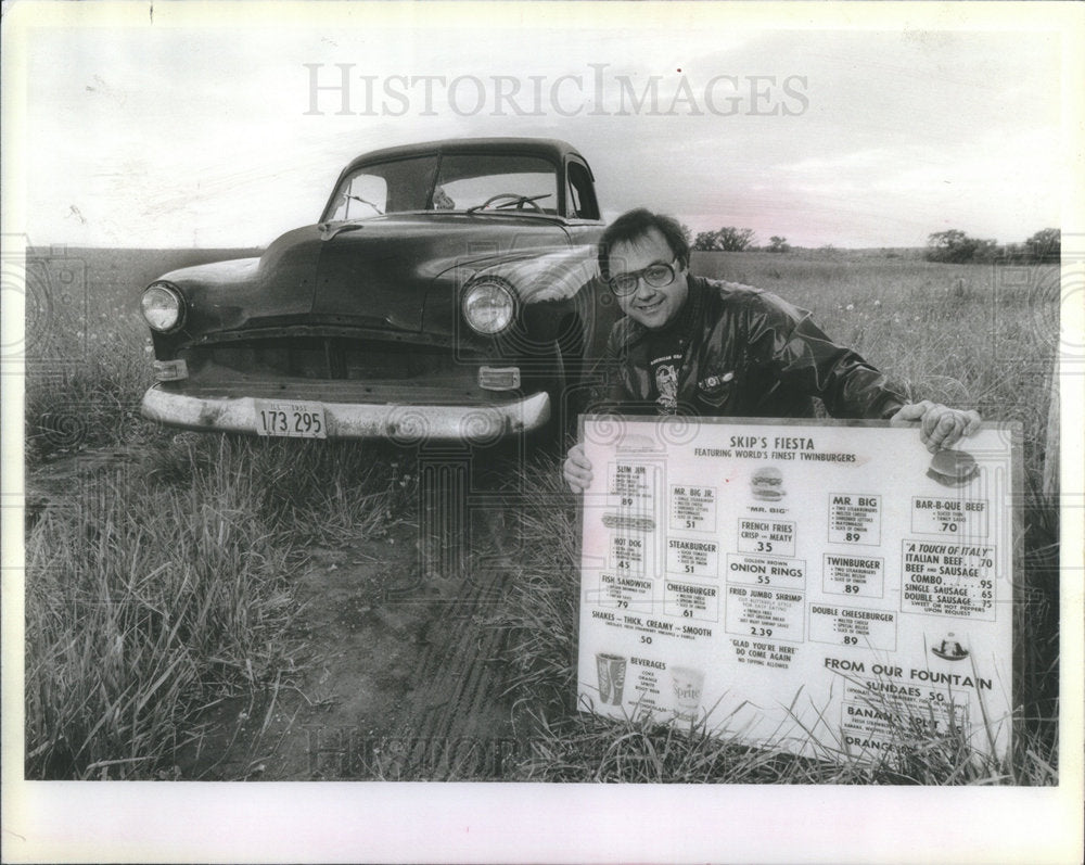 1983 Press Photo John Beelel Plymouth - RSC15401 - Historic Images