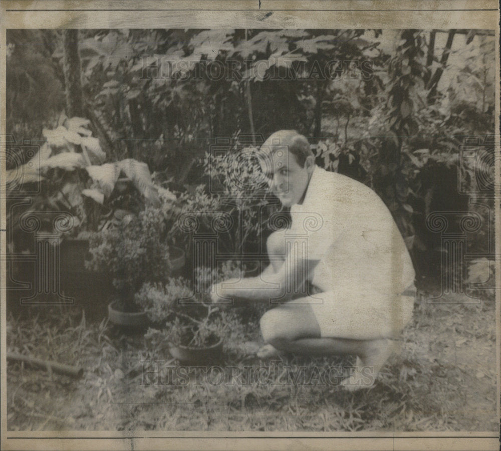 1967 Clearwater Restaurant Garden Waiter College Poor Federal Court-Historic Images