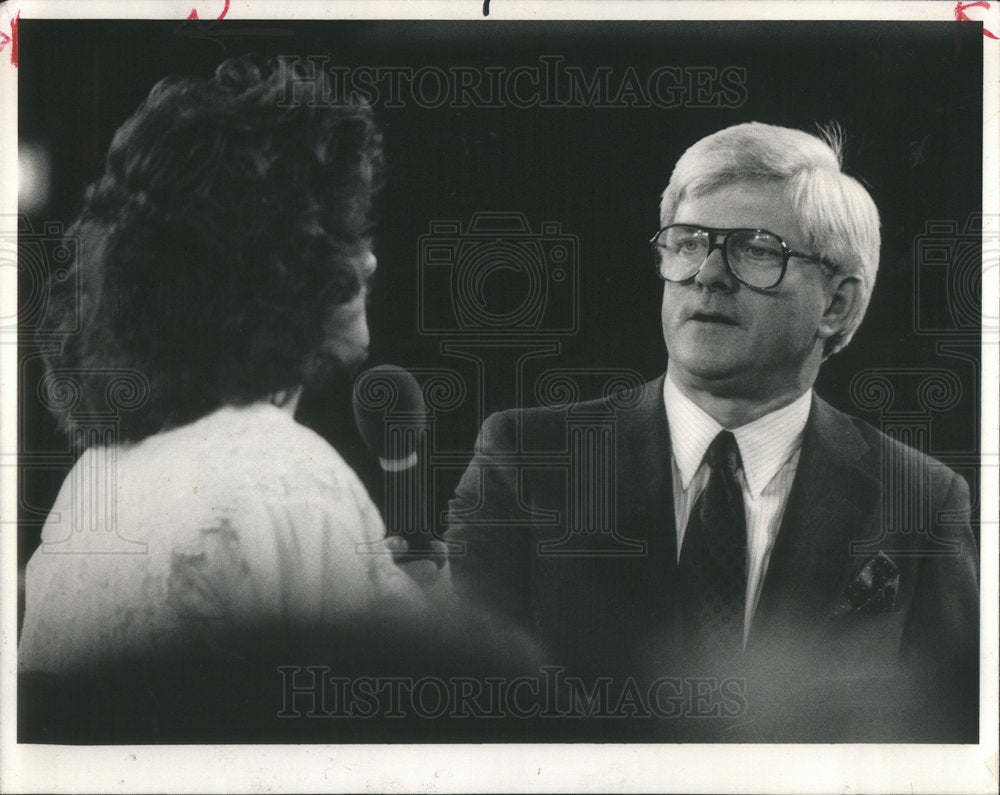 1987 Phil Donahue Return Chicago Nancy Stuenkel-Historic Images