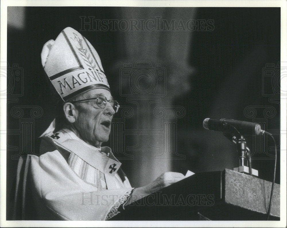 1981 Press Photo Xmas Midnite Mass Celebrated Cardinal Cody Holy NameCathedral - Historic Images