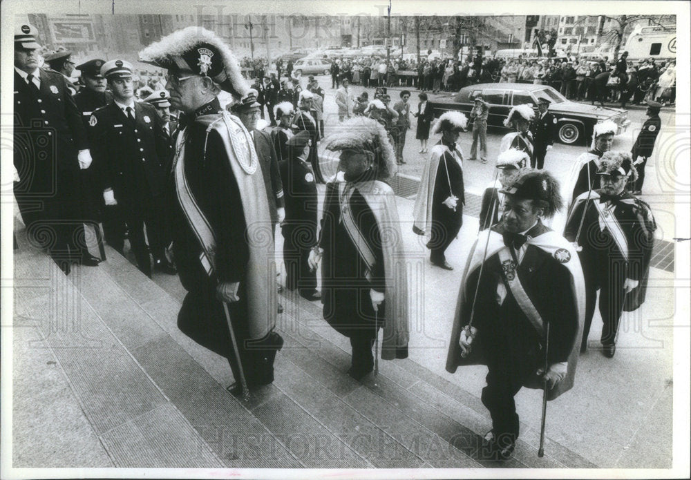 1982 Last rites for Cardinal John P. Cody-Historic Images