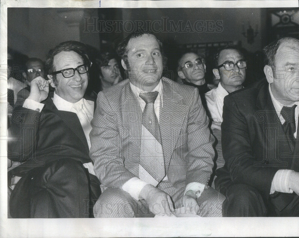 1972 Alderman Paul T. Wigoda and Sherwin Bender shout objections-Historic Images