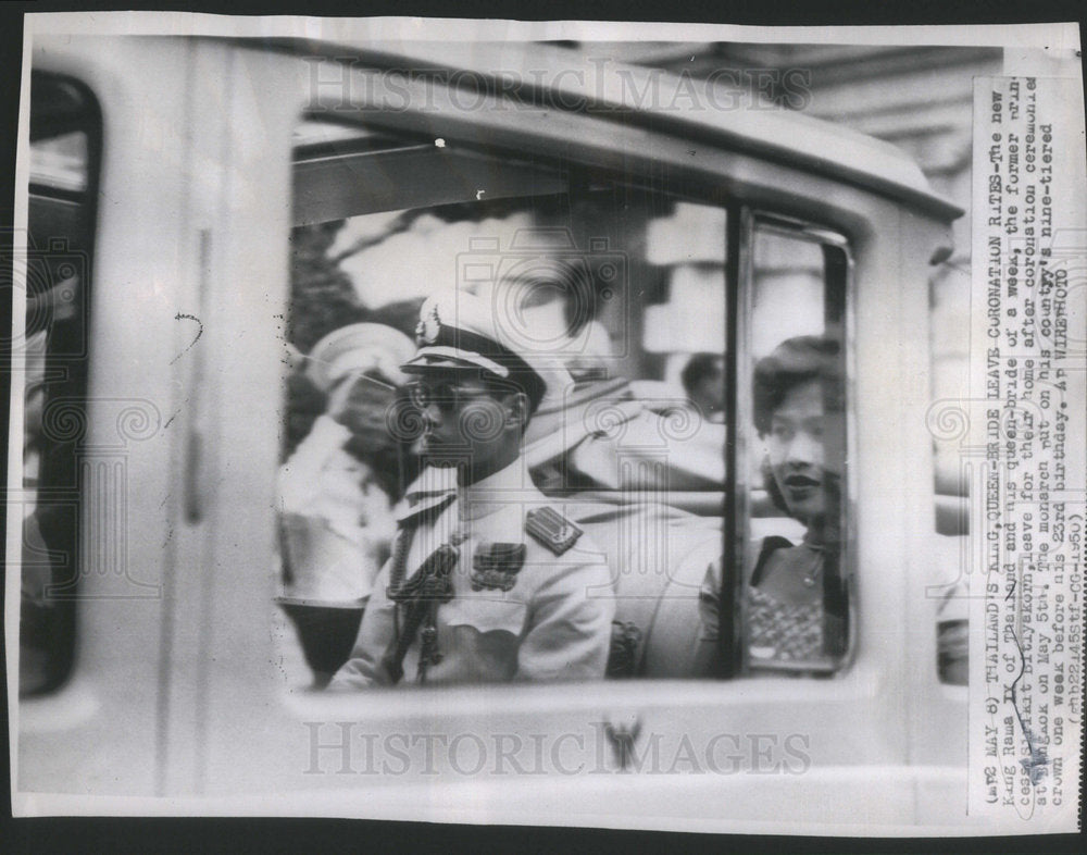 1950 Press Photo King Rama IX of Thailand and His Queen-Bride in Bangkok - Historic Images