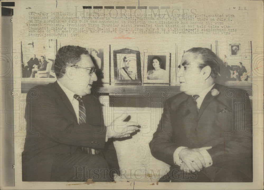 1971 Henry Kissinger advisor Mohammed Yahy Khan President Pakistan-Historic Images