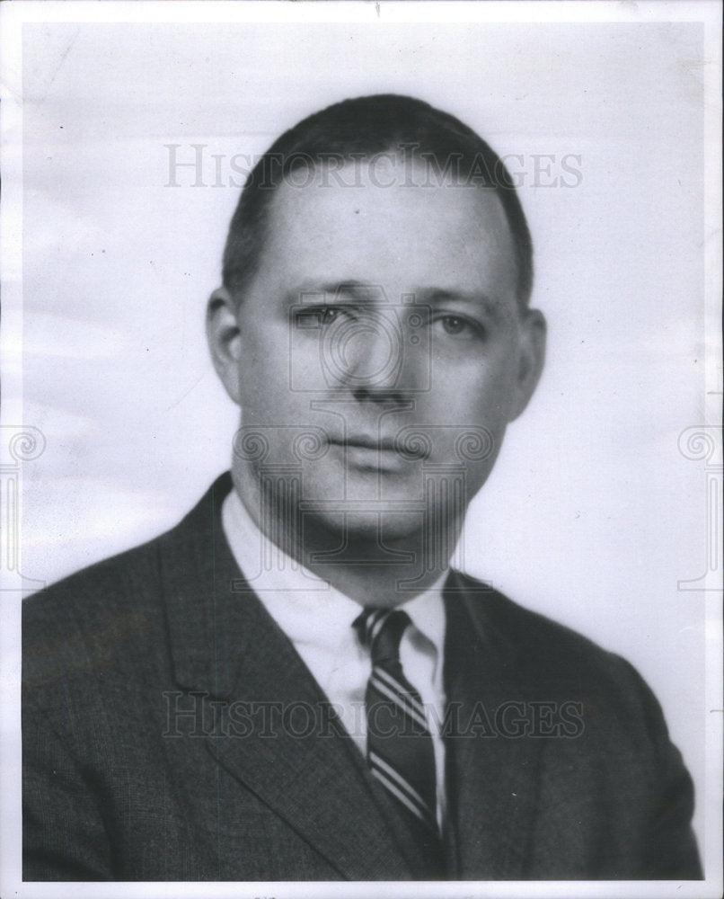1969 Press Photo Floyd Krueger Jr. World Book Encyclopedia Executive - Historic Images