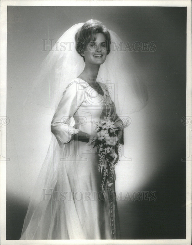 1966 Julia Louise Carr Bridal Portrait-Historic Images