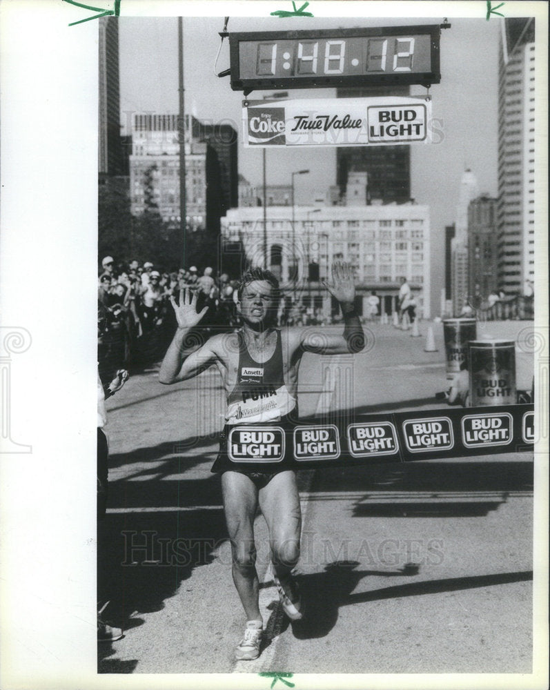 1988 Press Photo Steve Foster Triathlon - RSC19103 - Historic Images