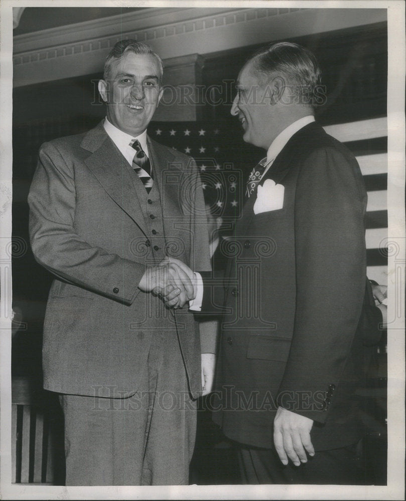 1944 Press Photo Thomas J.Courtney Wishing newly elected William Tuohy St.Atty. - Historic Images