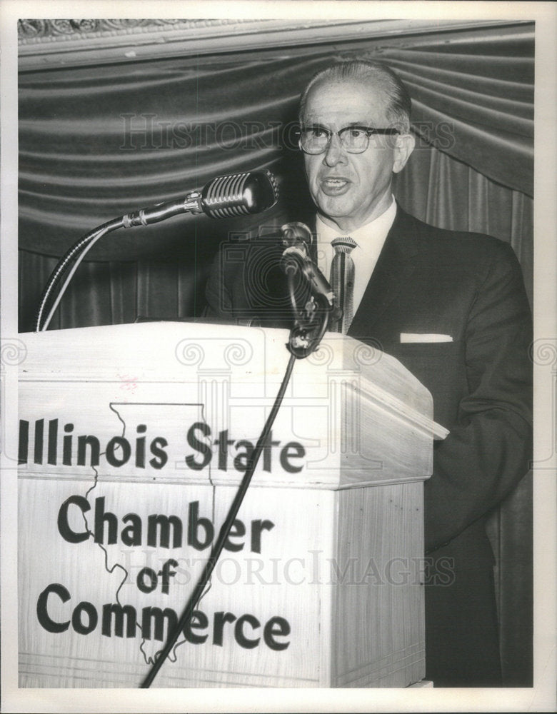 1960 Secretary of Agriculture Ezra Taft Benson speaking at luncheon-Historic Images