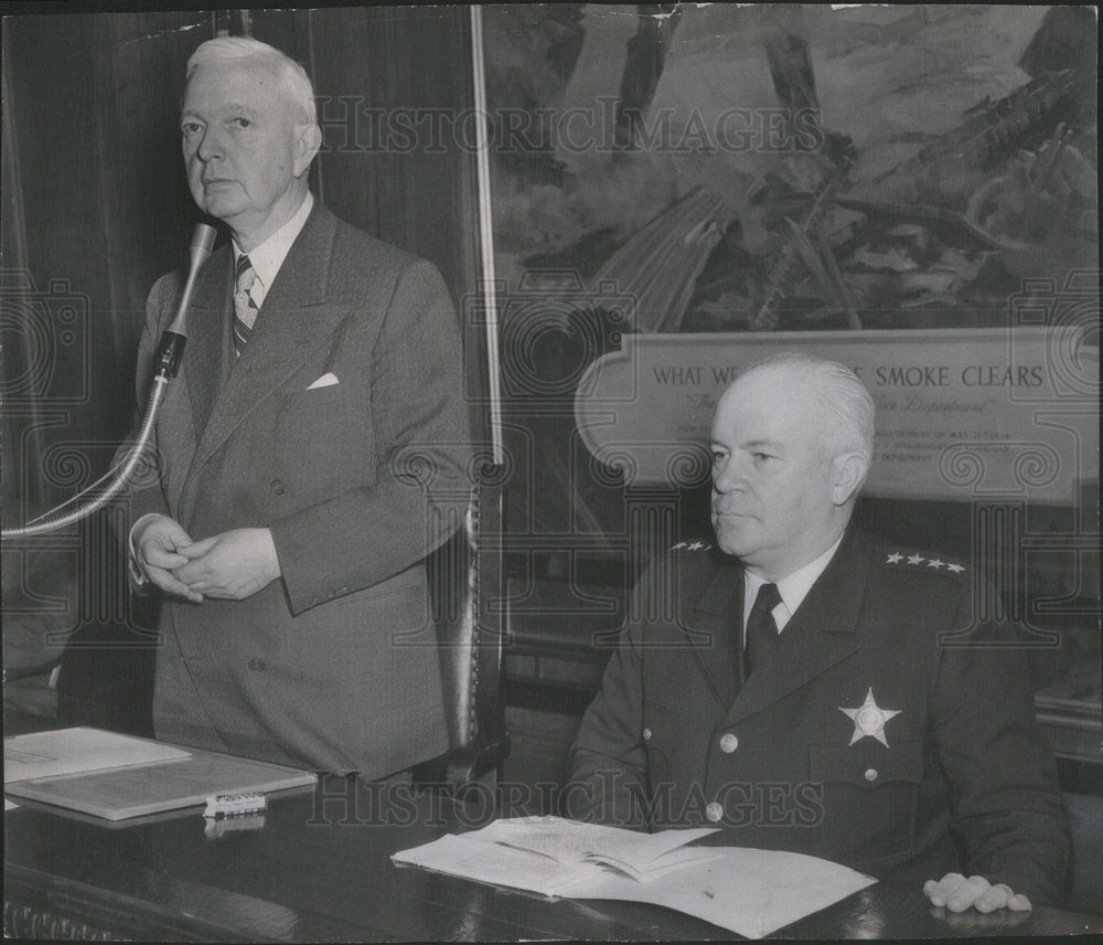 1952  Police Commissioner Tim Connor Mayor Kennelly-Historic Images