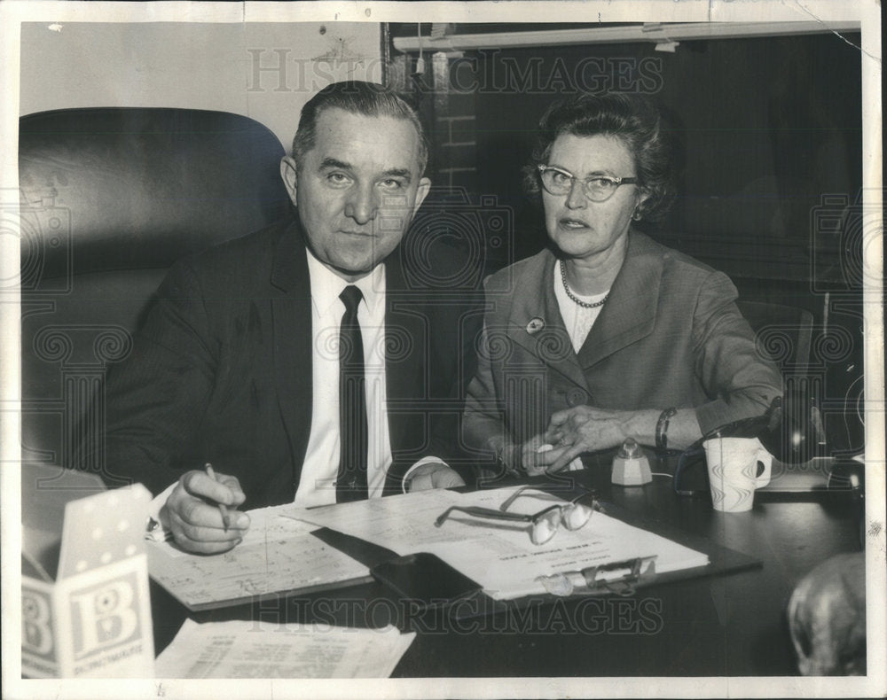 1963 Mr. &amp; Mrs. Benjamin S. Adamowski N GOP Hdqrs After Losing Mayor - Historic Images