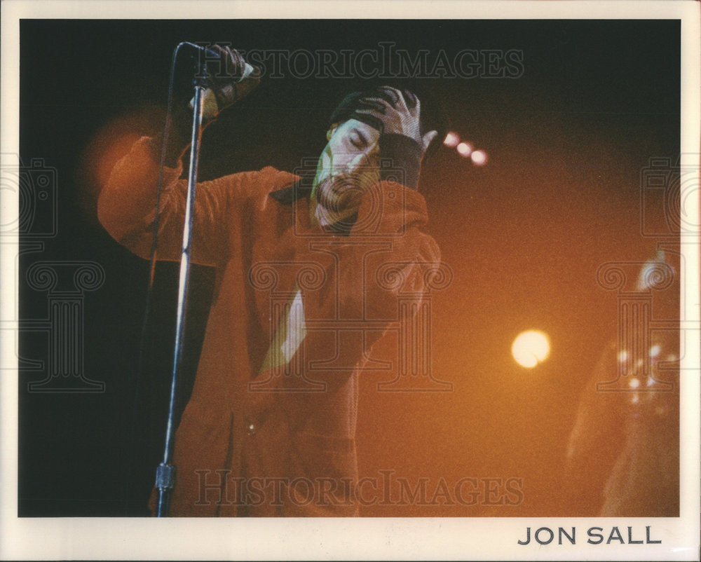 1991 Janes Addiction&#39;s Perry Farrell Performs @ World Music Thtr - Historic Images