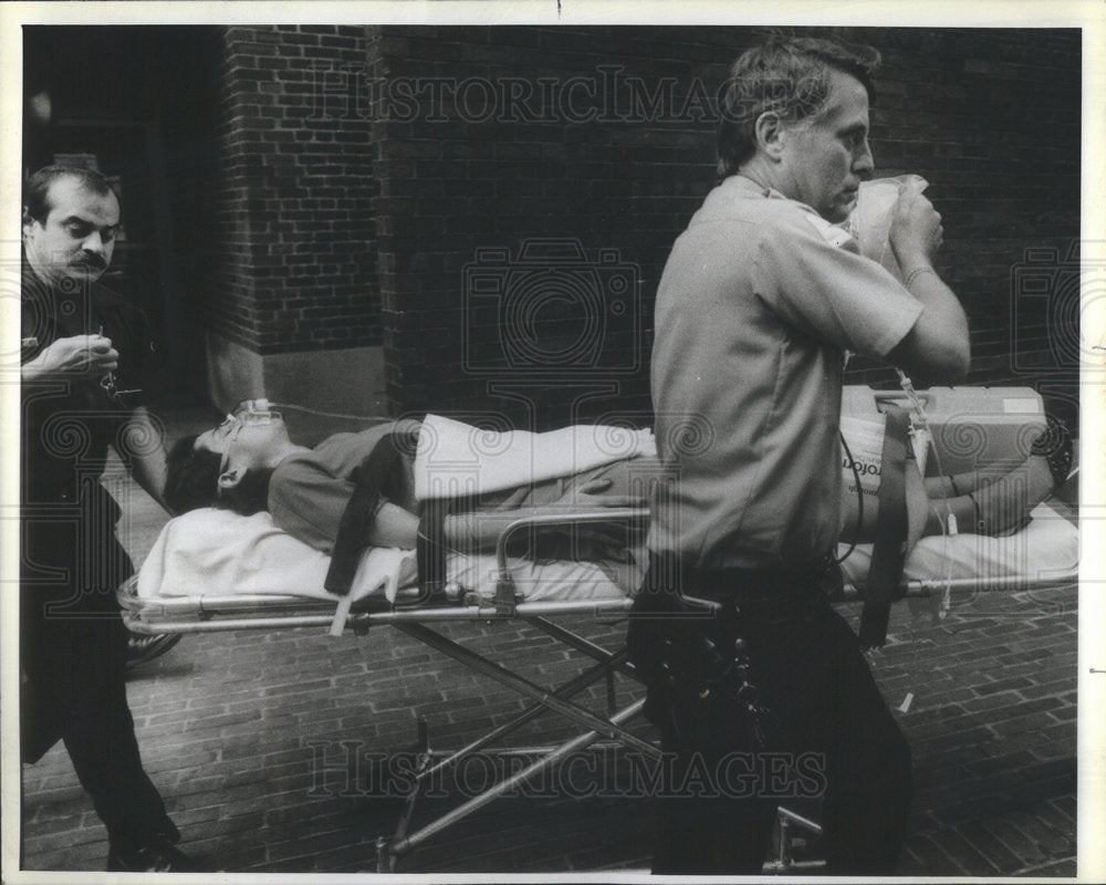 1984 Librarian Stabbed B/c Man can't Find Book - Historic Images