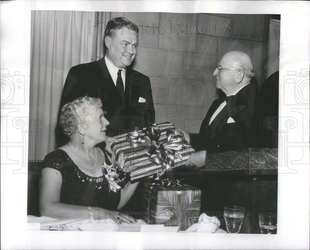 1955 Eleanor Langdon Franklin Watts Adolph Kroch Dinner - Historic Images