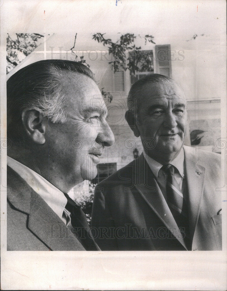 1969 Lyndon Johnson CBS News  Walter Cronkite President LBJ ranch - Historic Images