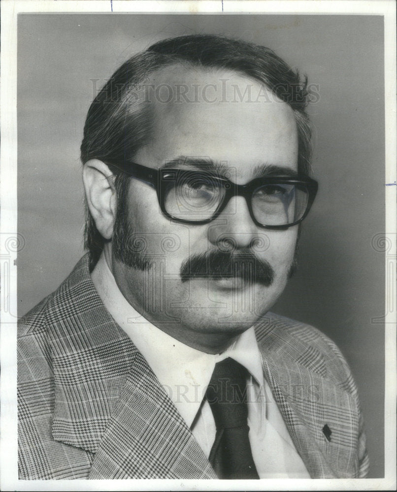 1976 Robert W Fernstorm, Jr Fernstrom Moving System President - Historic Images