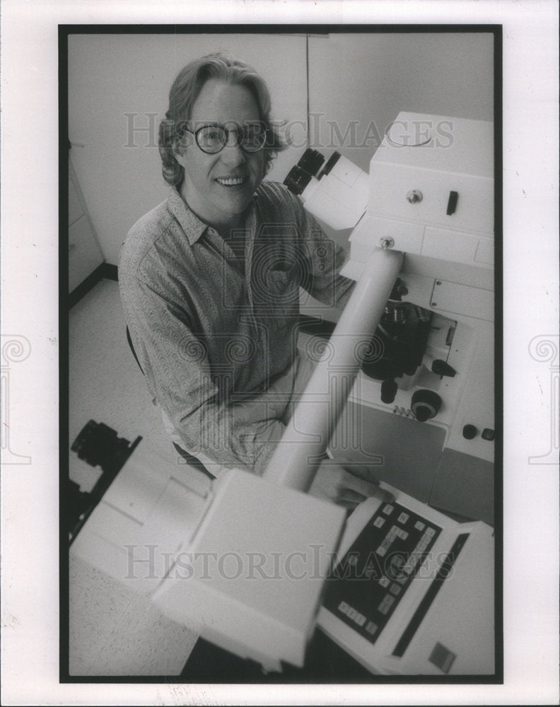 1993 Edwin Ferguson Biomedical Sciences Pew Scholar - Historic Images