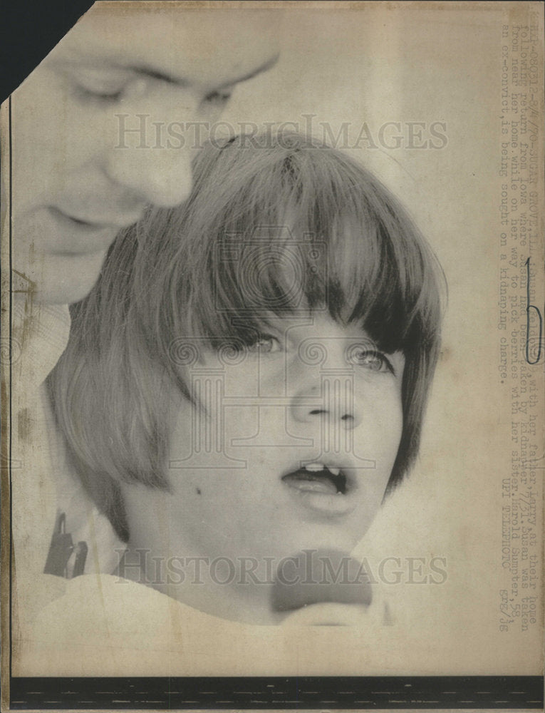 1970 Feldott With Father Larry At Their Home Returning From Iowa - Historic Images