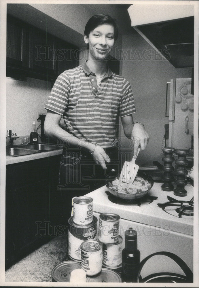 1980 Rick Feldman Feed entertainers popular Creek Music Theater - Historic Images