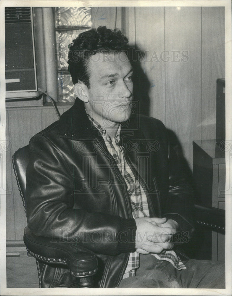 1965 John Ligue Accused Murdered Who Surrendered To Warden Johnson - Historic Images