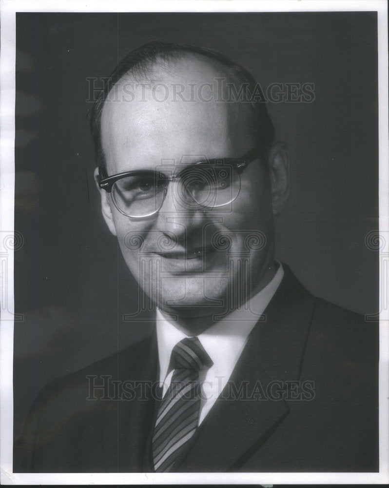 1968 William Krucks appoint treasurer North Western Ry subsidiary - Historic Images