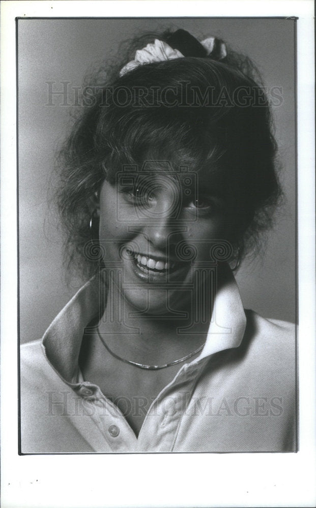 1991 Meggan Cadigan Woodinville Volleyball Player - Historic Images