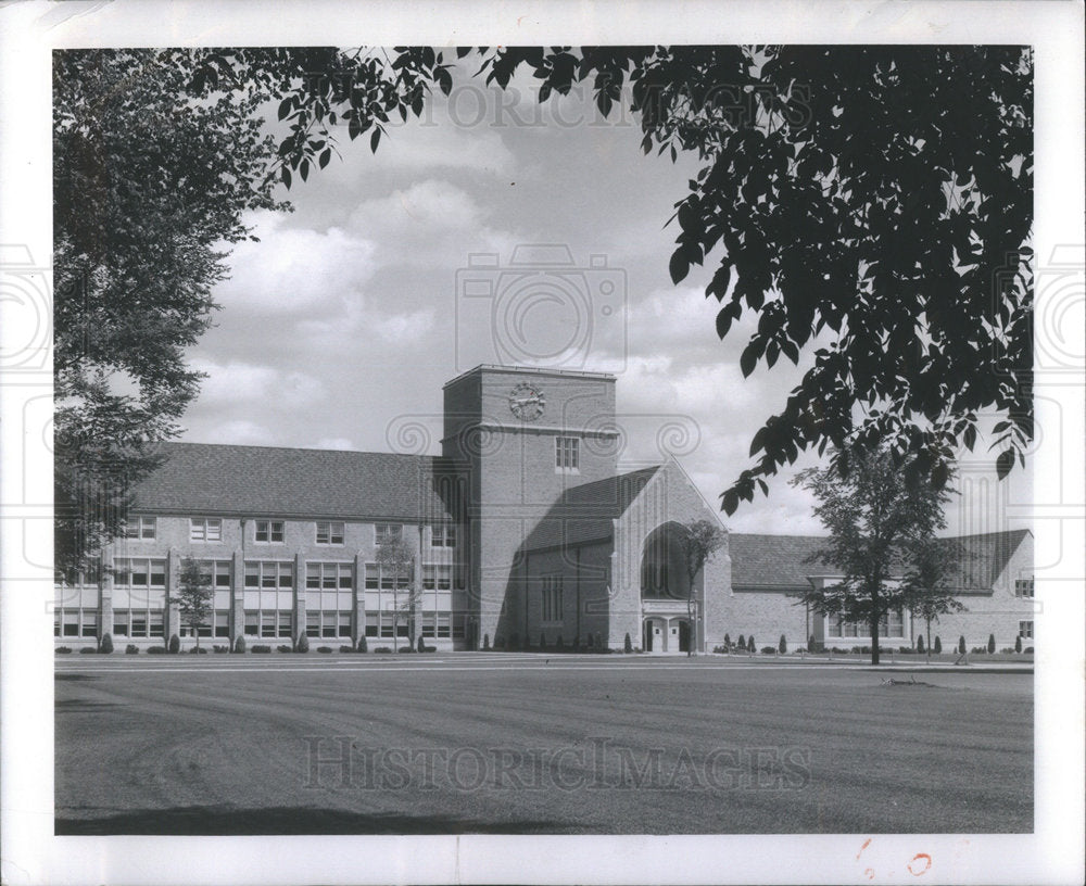 1957 Press Photo O&#39;Shaughnessy Hall Liberal Fine Arts Notre Dame Campus building - Historic Images