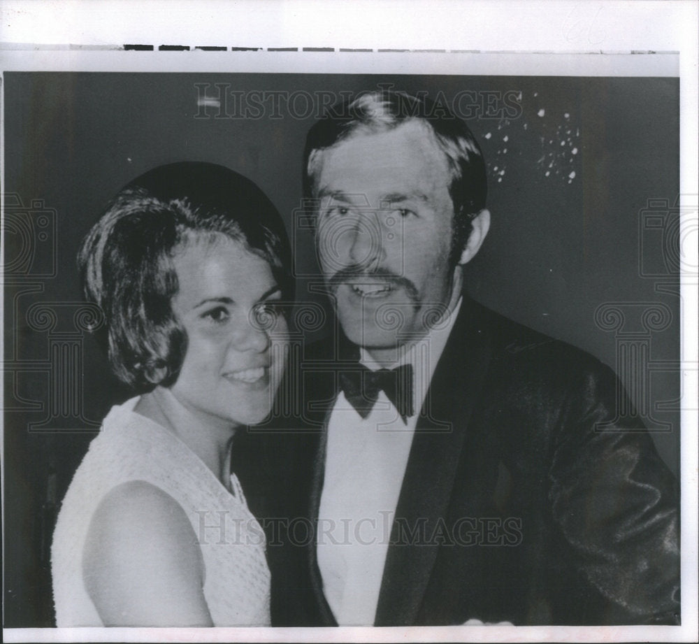 1971 Australians John Newcombe Evonne Goolagong Led Dance Women Ball - Historic Images