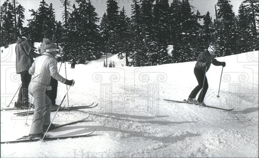 1982 Jim Lucas demonstrates turn ski class Ski Acres - Historic Images