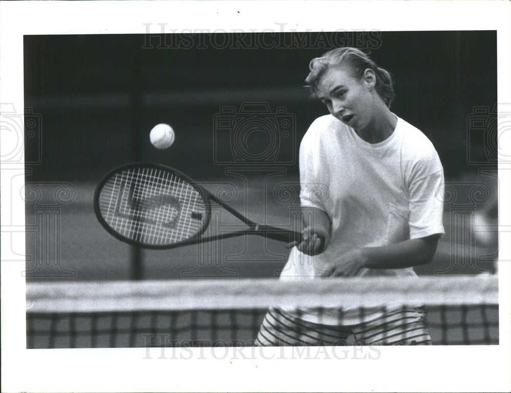 1991 ERIN GOWEN  MERCER ISLAND HIGH SCHOOL TENNIS PLAYER - Historic Images