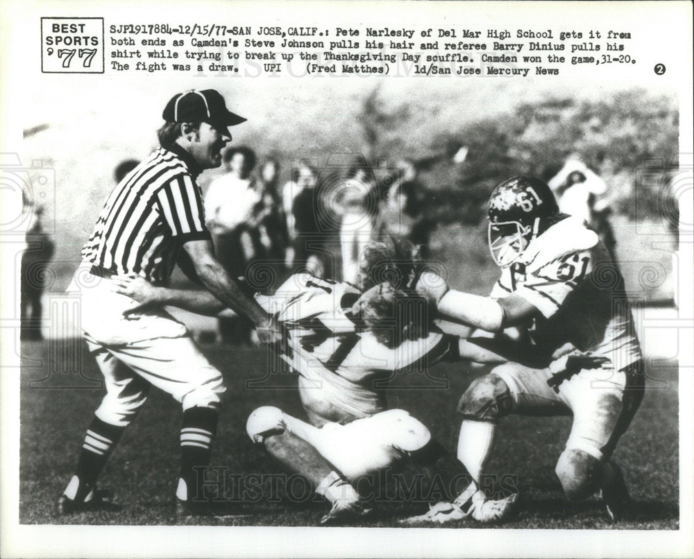 1977 High School Football Game Fight Hair Pull California Del Mar - Historic Images