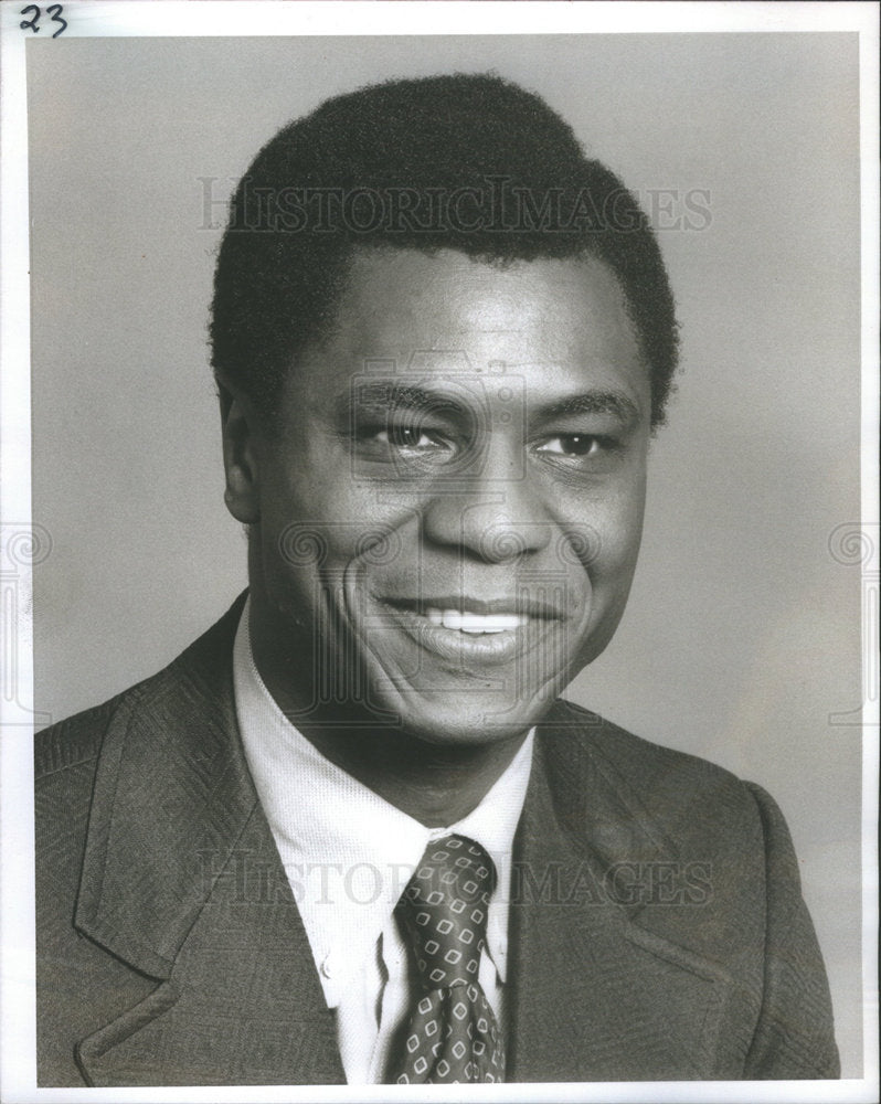 1975 Press Photo Irv Cross Sportscaster Historic Images 1975 Press Photo Irv Cross Sportscaster Historic Images