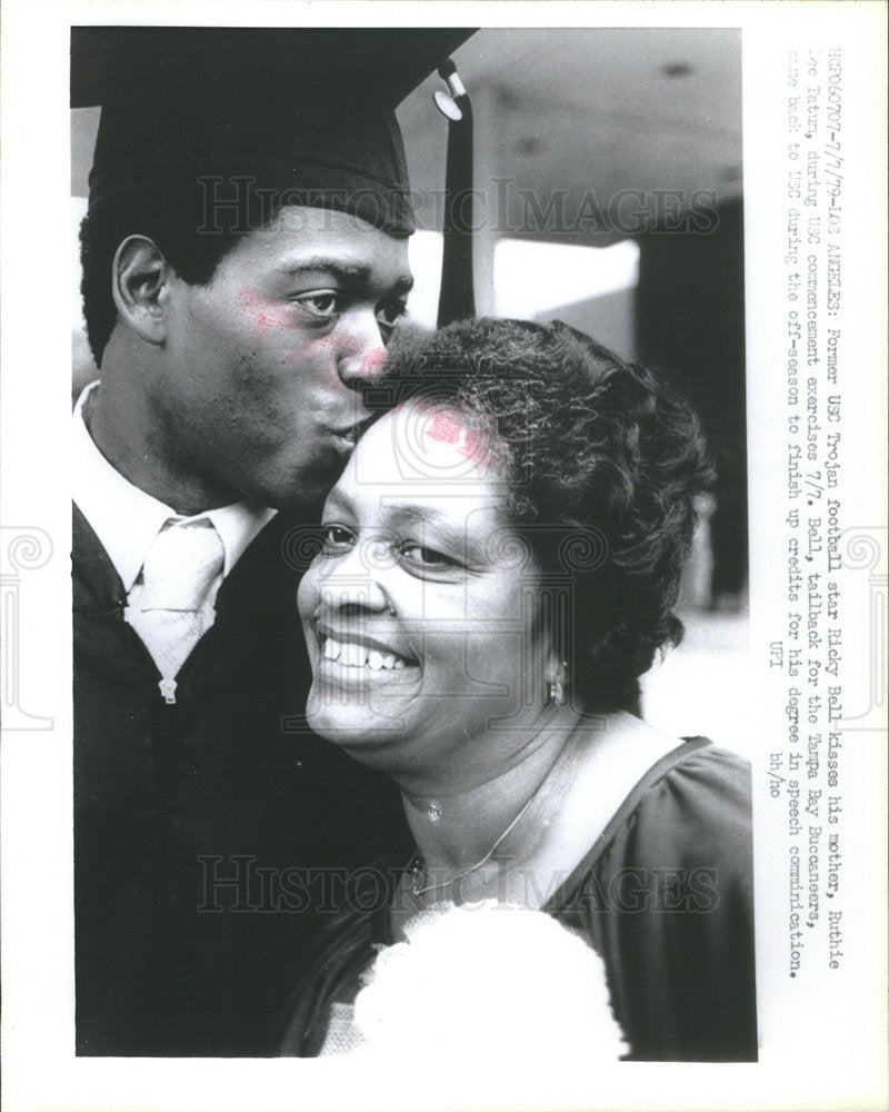 1979 Ricky Bell, Tampa Bay Buccaneers Tailback &amp; Ruthie Tatum - Historic Images