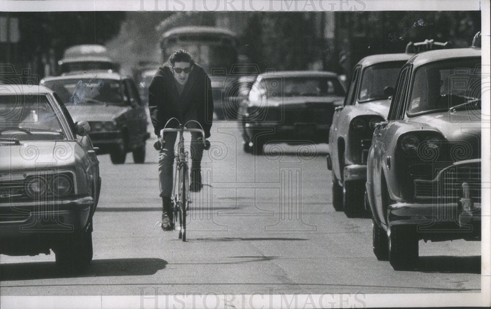 1971 Press Photo Cub Pitcher Ray Newman Clark Traffic Wrigley Field - Historic Images