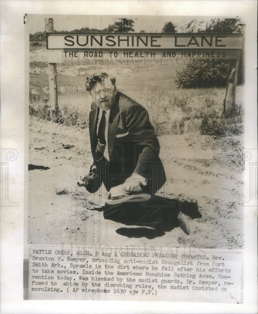 1954 Reverend Sawyer After Fall American Sunshine Bathing - Historic Images